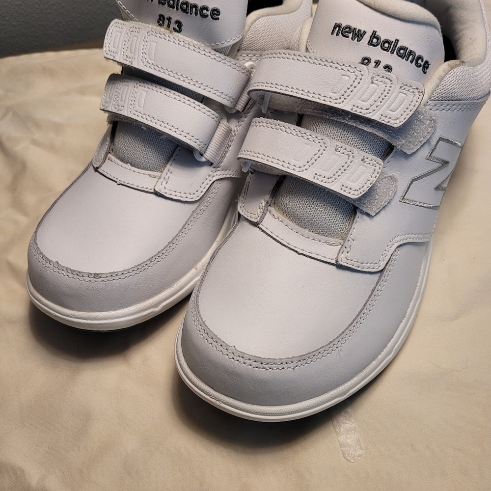 New Balance 813 size 8 4E shoes